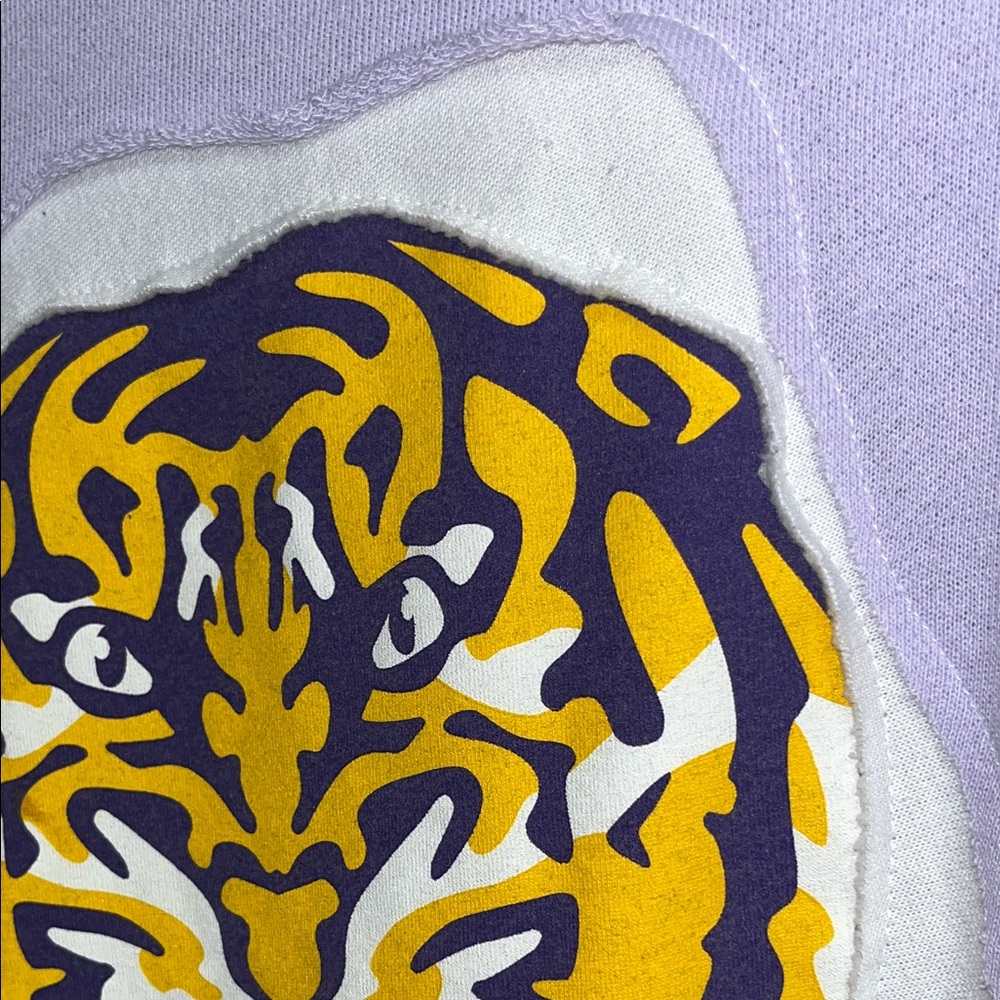 Custom LSU Tiger shirt thrift flip - Picture 2 of 6